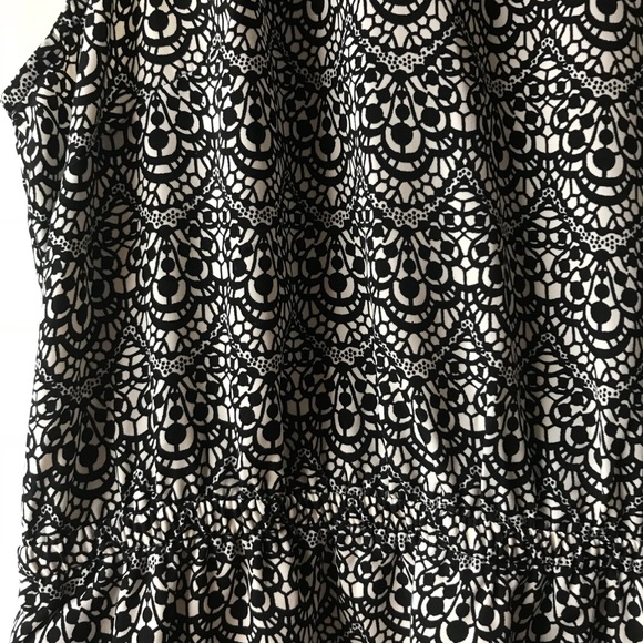 NWT Forever 21 B&W A-Line Dress - Picture 3 of 4